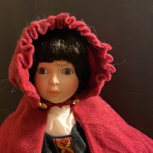Little Red Riding Hood - Picture 2 of 2